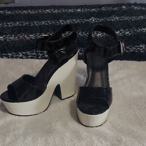 Wild Diva Black and Cream Platform Heels
